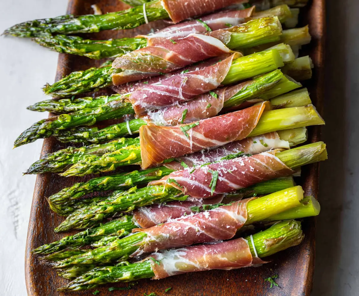 Easy Prosciutto-Wrapped Asparagus Appetizers